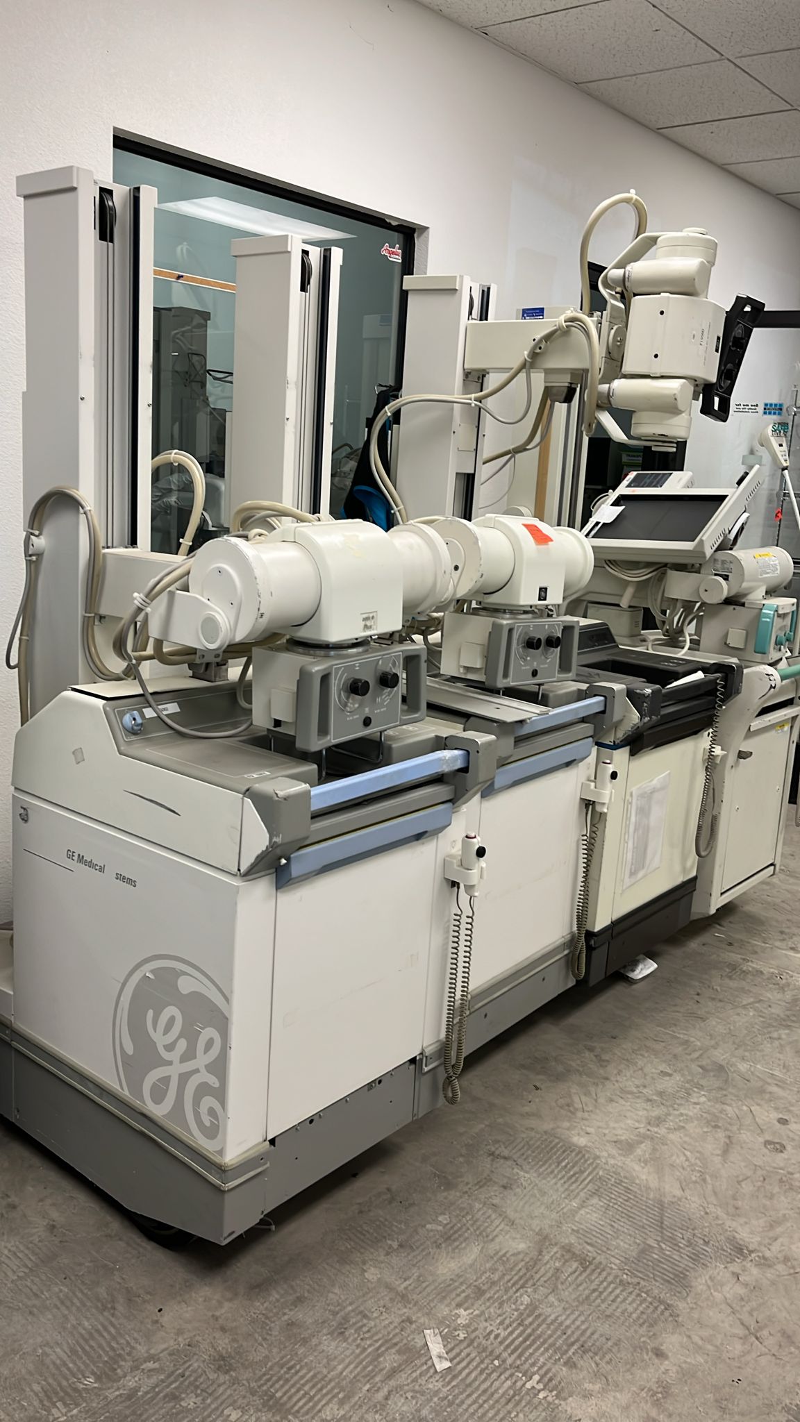 1-33.jpeg Mobile radiology units