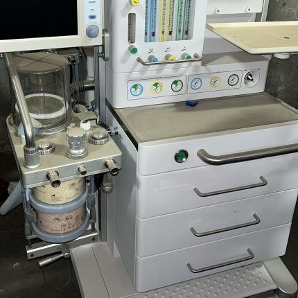 Mindray Datascope AS 3000 anesthesia machine used AS-IS front view
