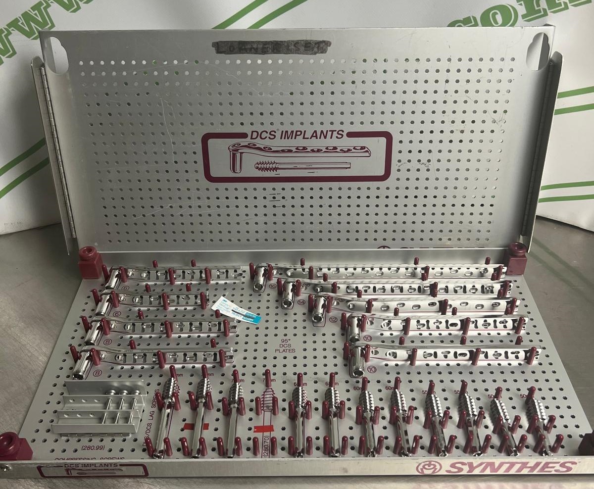 2-30.jpeg Synthes DCS Implants